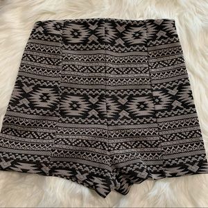 NWT Windsor Tribal Print High Waist Shorts